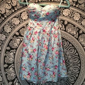 Floral short dress